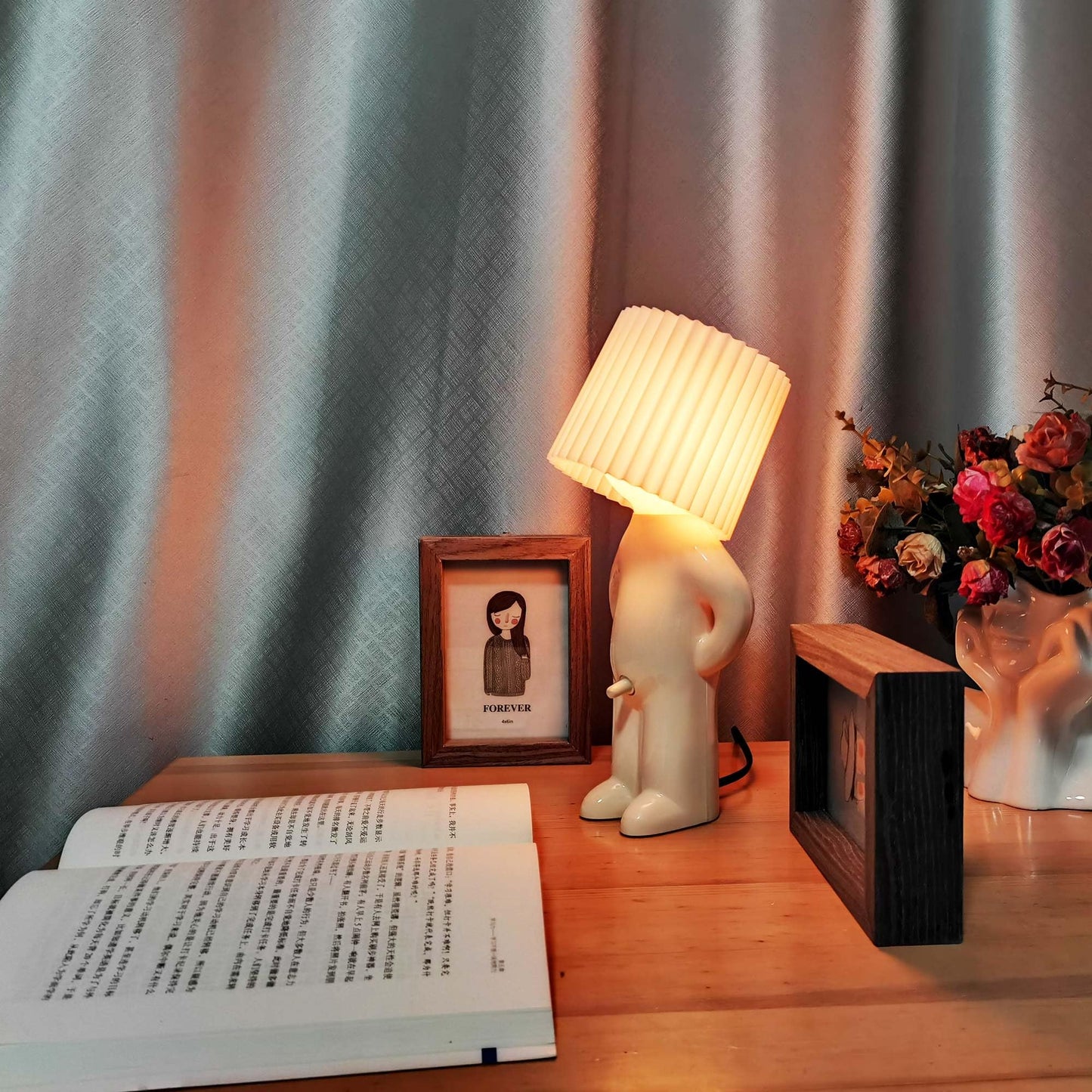 LampHead™ Character Lamp