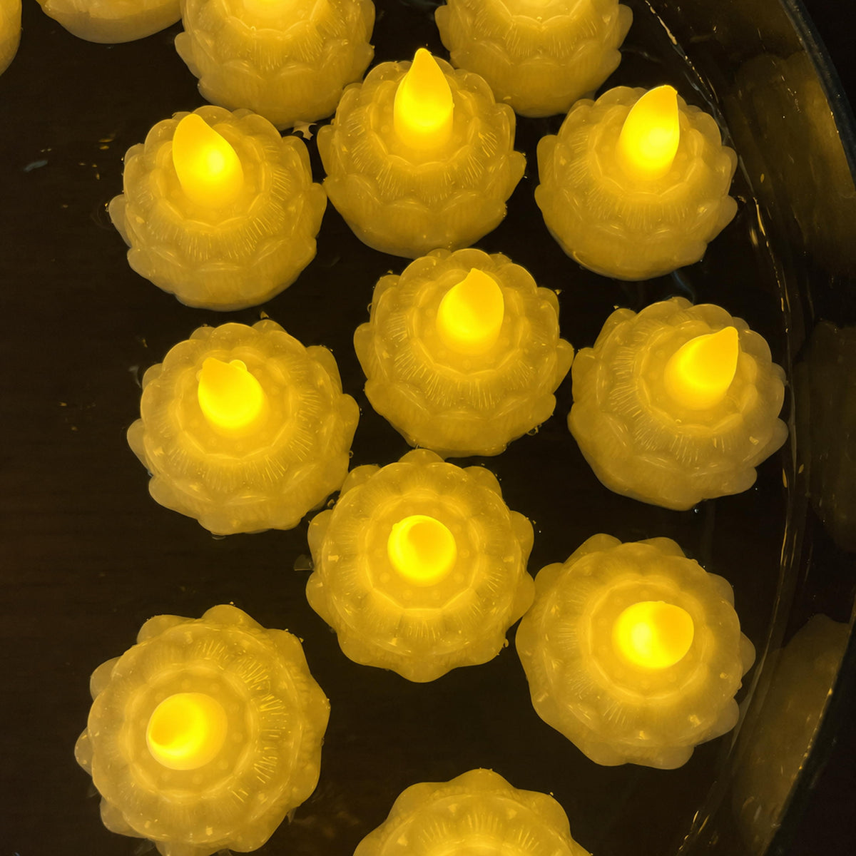 Lumora Floating Flameless LED Candles